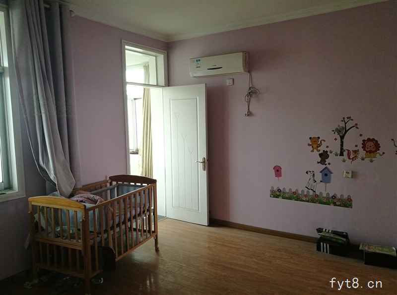 抢租德福原165平三居室领包入住可看房年付1.5万